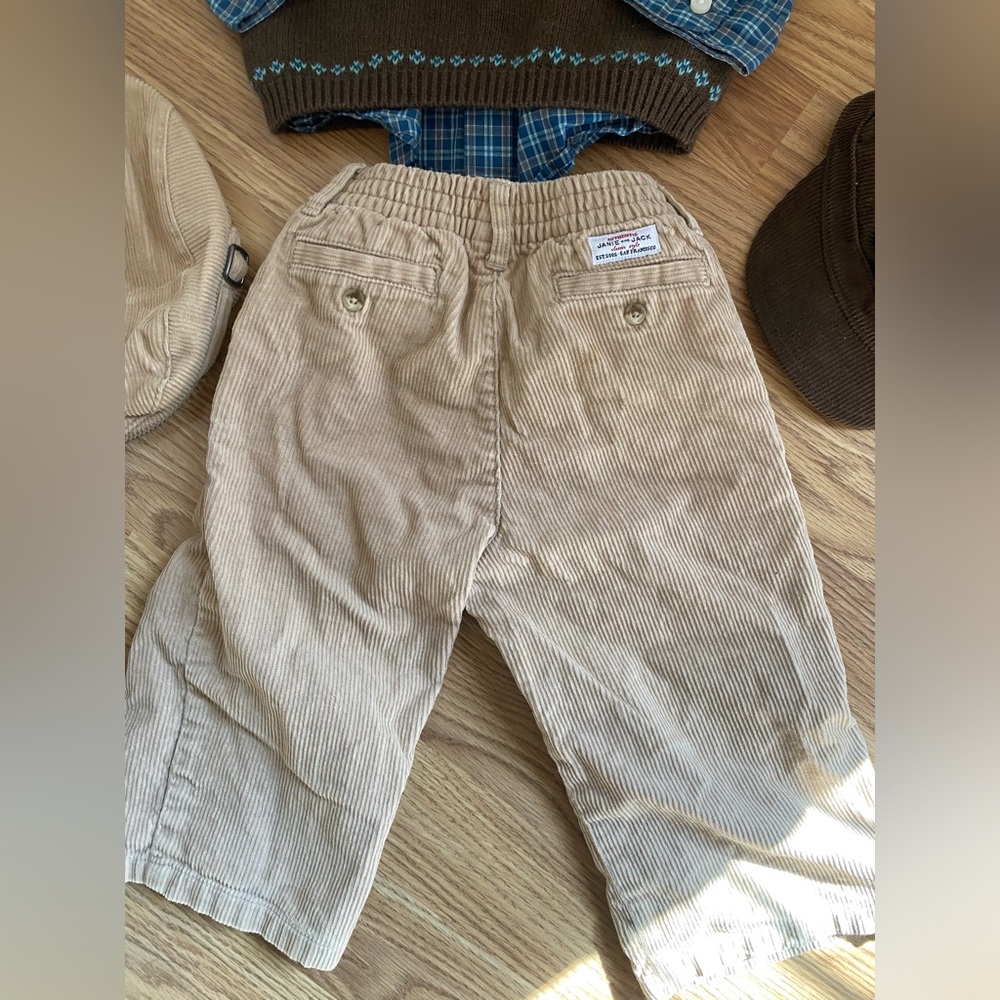 Janie and Jack outfit with two hats 12-18months - Picture 6 of 15